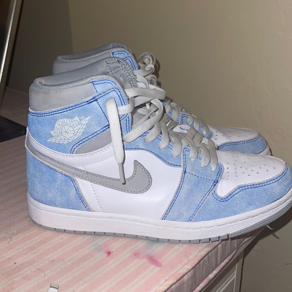 hyper royal jordan 1